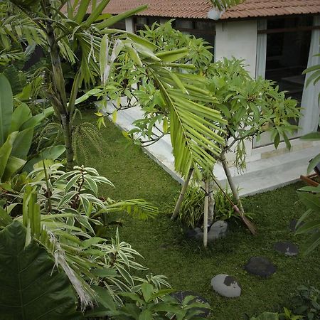 Dugul Ubud Room photo