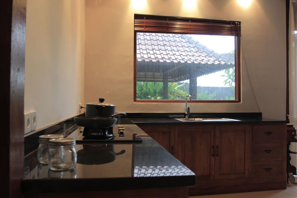 Dugul Ubud Room photo