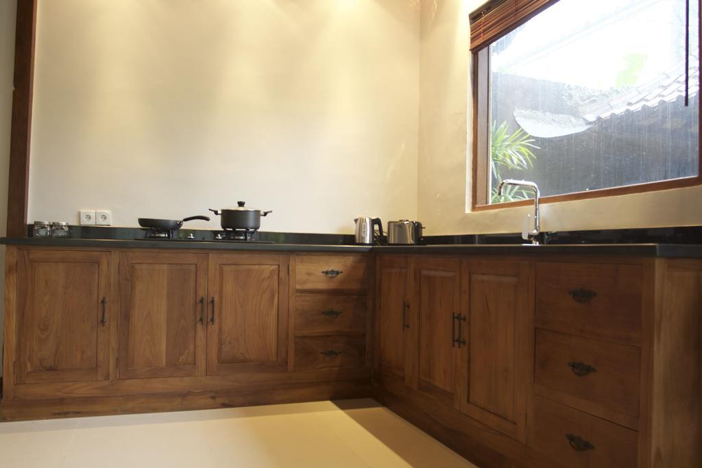 Dugul Ubud Room photo